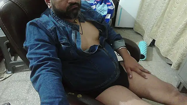 rentarob online show from November 18, 6:11 pm