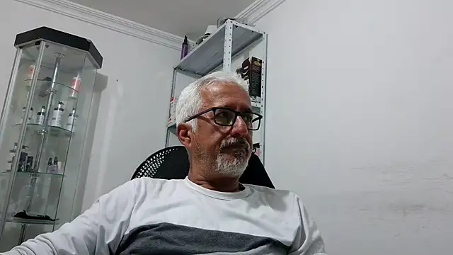 cenizo10124 online show from November 16, 2:03 am