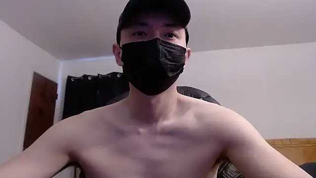 twbobo00715 online show from March 13, 3:52 pm