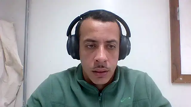 MachoScorpionCaralho online show from June 3, 1:46 pm