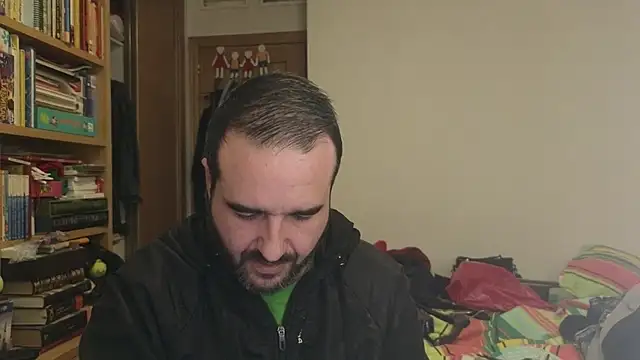 curiosillo83 online show from January 6, 5:28 pm