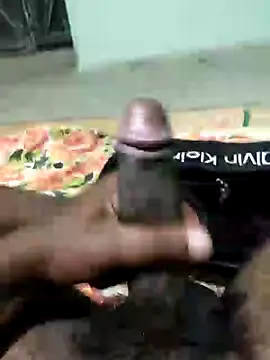 Snapshot of SILENT_FUCKER_01 chatting on March 3, 2:10 pm SILENT FUCKER 01 online show from March 3, 2:10 pm