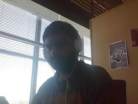 JohnBond009 online show from June 18, 1:49 pm