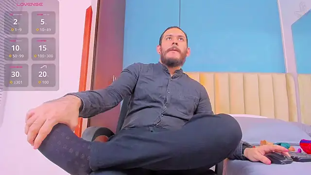 jeanpiere  online show from December 21, 3:47 am