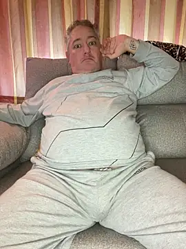 Russirayu online show from March 17, 2:58 pm