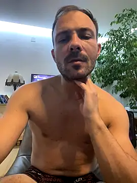 Adventurehotman online show from October 3, 10:15 pm