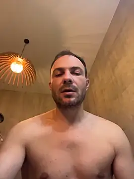 Adventurehotman online show from April 2, 7:22 pm