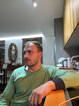 Adventurehotman online show from October 7, 9:30 pm