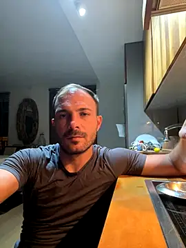 Adventurehotman online show from September 27, 10:29 pm