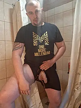 Foxyshaved online show from May 27, 5:15 am