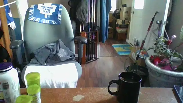 Daremeknot online show from March 20, 1:48 pm