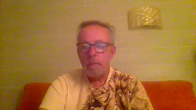 tuggy59 online show from March 30, 4:57 am