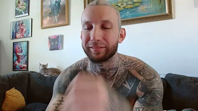 Snapshot of bobbybacala91 chatting on March 12, 5:07 pm bobbybacala91 online show from March 12, 5:07 pm