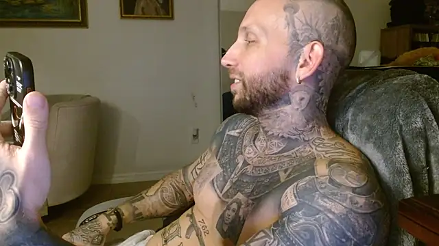 Snapshot of bobbybacala91 chatting on September 24, 9:30 am bobbybacala91 online show from September 24, 9:30 am