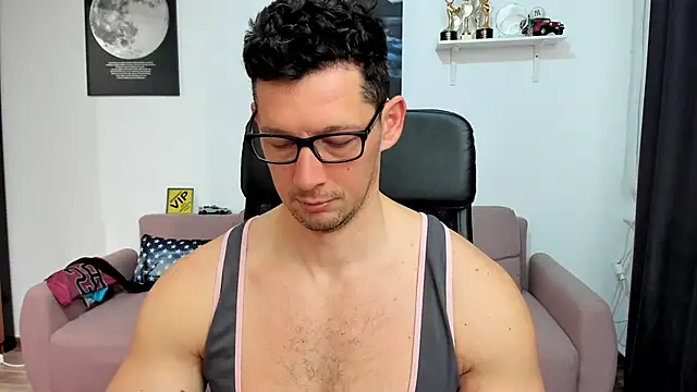 BrutusK08 online show from March 14, 8:32 am