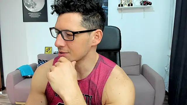 BrutusK08 online show from March 12, 8:22 am