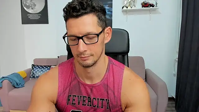 BrutusK08 online show from October 22, 7:23 am