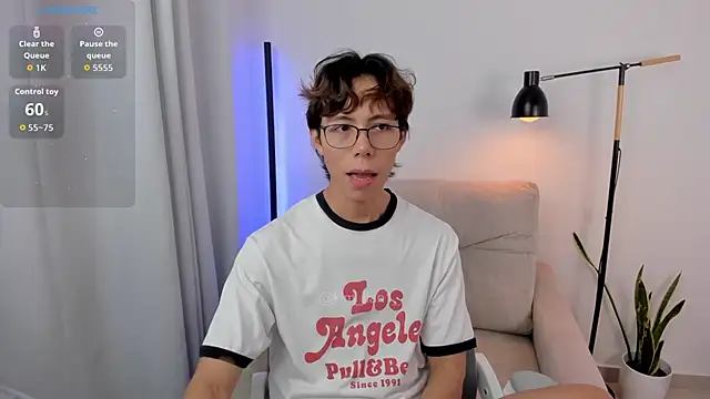 kim lian21 online show from November 4, 1:56 pm