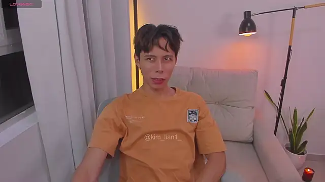 kim lian21 online show from September 15, 3:41 am