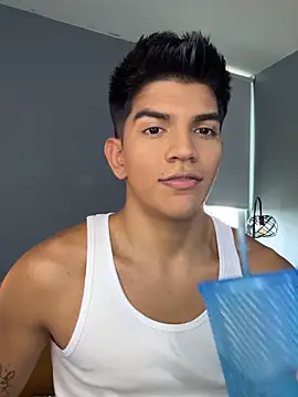 santiago 01 online show from September 28, 8:40 pm