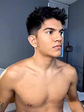 santiago 01 online show from October 1, 10:46 pm