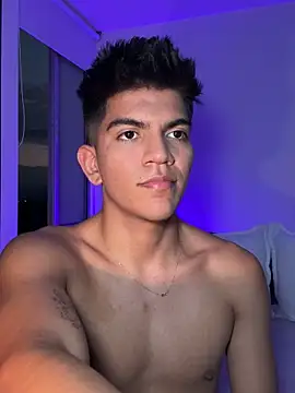 santiago 01 online show from December 5, 10:56 pm