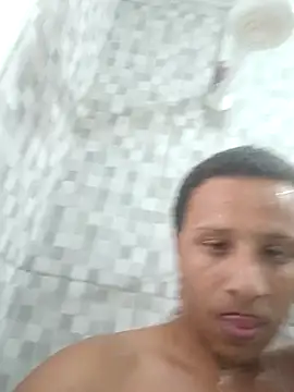 Nicolaskribeiro online show from July 25, 5:43 pm