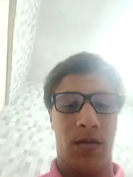 Nicolaskribeiro online show from May 6, 10:16 am