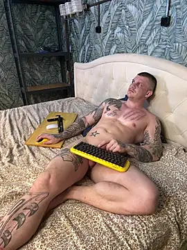 MrrKray online show from February 24, 8:14 pm