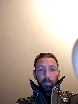 Treemandude online show from December 2, 1:30 am