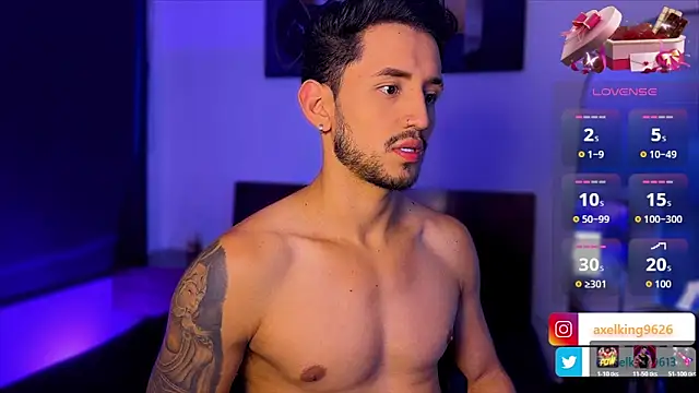 AxelKing1326 online show from February 12, 10:38 pm