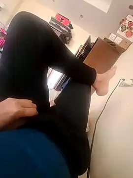 DesiRocco7 online show from March 6, 3:24 am