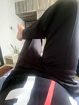 DesiRocco7 online show from September 20, 6:46 am