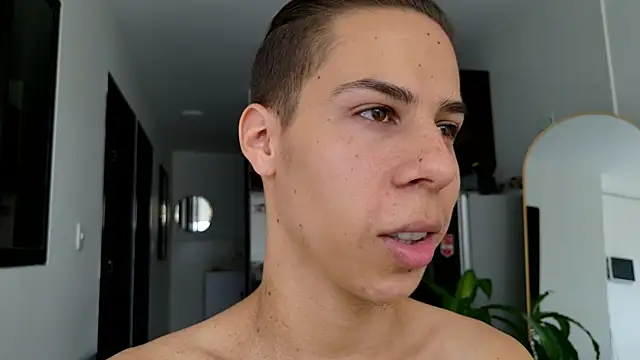 grey   27 online show from February 21, 9:22 pm