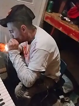 Snapshot of Babyboyy803 chatting on November 1, 2:37 am Babyboyy803 online show from November 1, 2:37 am