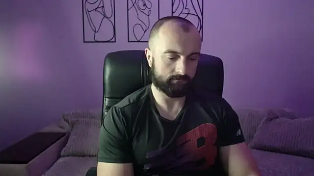 brindlefly6969 online show from October 27, 11:56 am