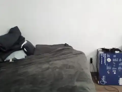 Iliketocooksquirt25 online show from February 17, 6:26 pm