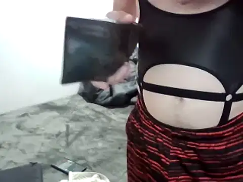 Iliketocooksquirt25 online show from January 22, 5:26 am