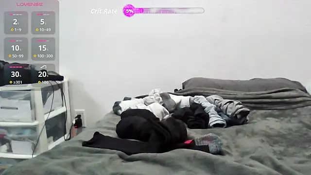 Iliketocooksquirt25 online show from October 4, 4:28 am