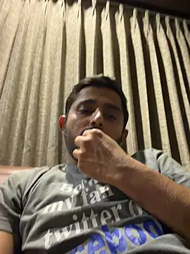 rhuh3991 online show from July 9, 8:23 pm