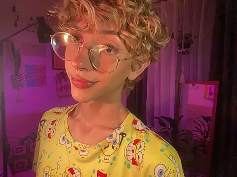 lyamthommpson online show from March 1, 3:50 am