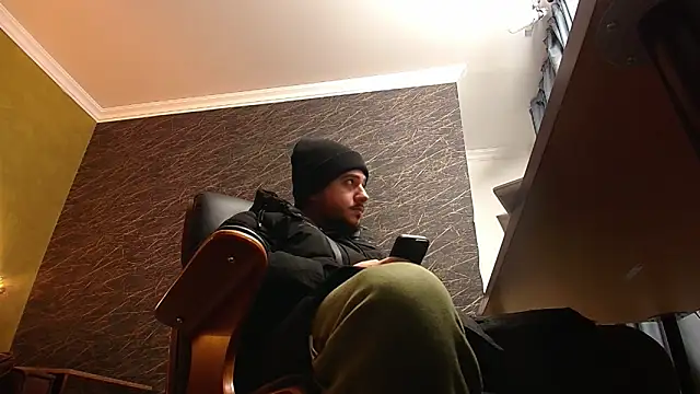 JoshKnights online show from December 17, 5:47 am