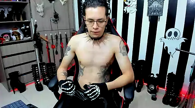 daven56 online show from December 9, 1:57 pm