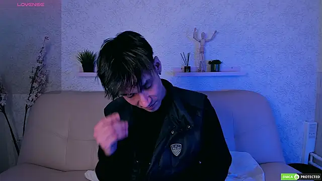 CalvinOwens online show from February 26, 4:03 am