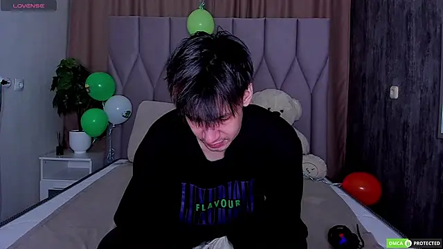 CalvinOwens online show from March 18, 3:34 am