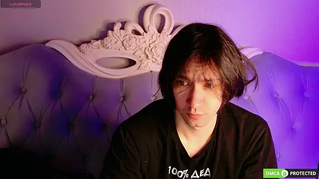 CalvinOwens online show from April 11, 6:22 pm