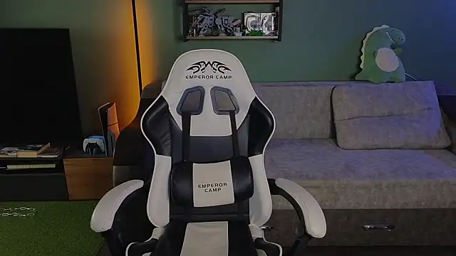 TeddyLiLboy online show from October 24, 4:20 pm