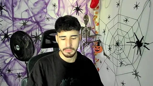 DmitriSanders online show from November 5, 3:47 pm