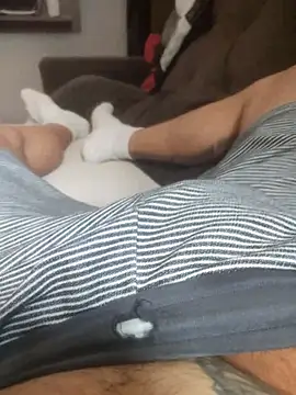 dredre1069 online show from November 27, 2:32 pm