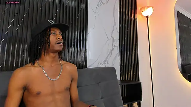 BRYXXXON1 online show from December 11, 3:22 pm